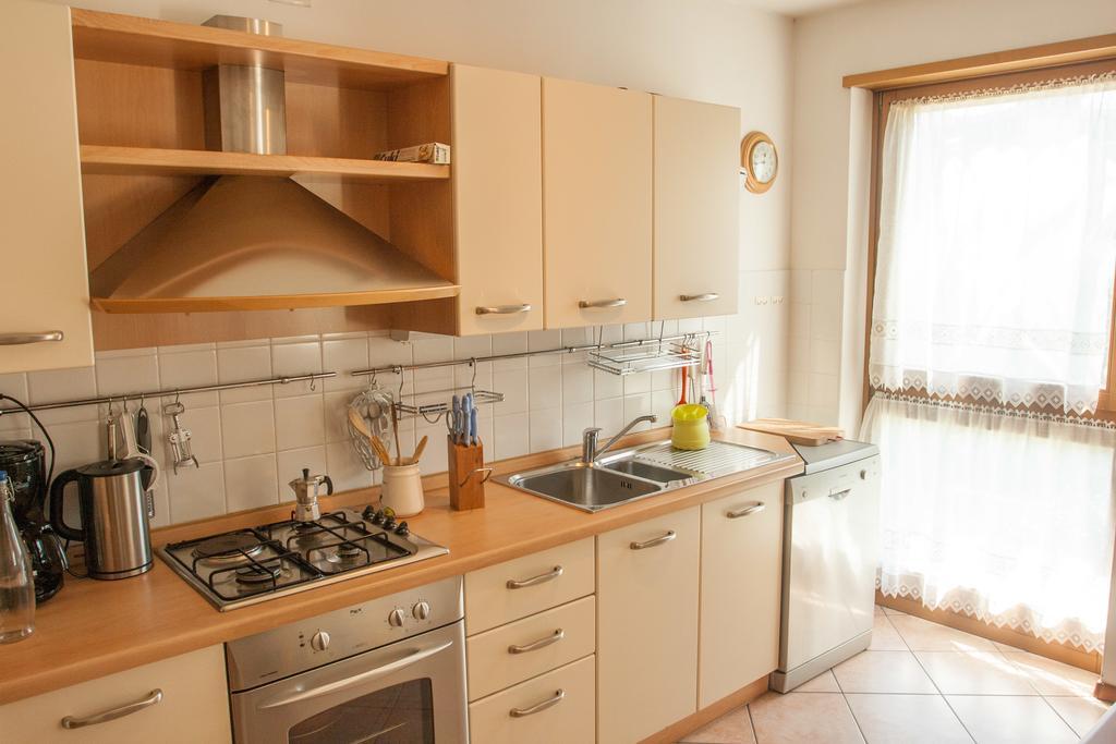 Appartamento Lombardi Riva del Garda Phòng bức ảnh